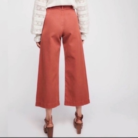 Free People Retro-inspired cotton twill pants featured in a wide leg silhouette. - Picture 3 of 3